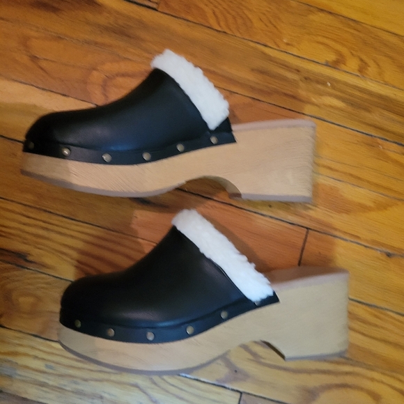 Minimilist Cold Weather Clogs Black Size 8.5 EUC - Picture 4 of 7